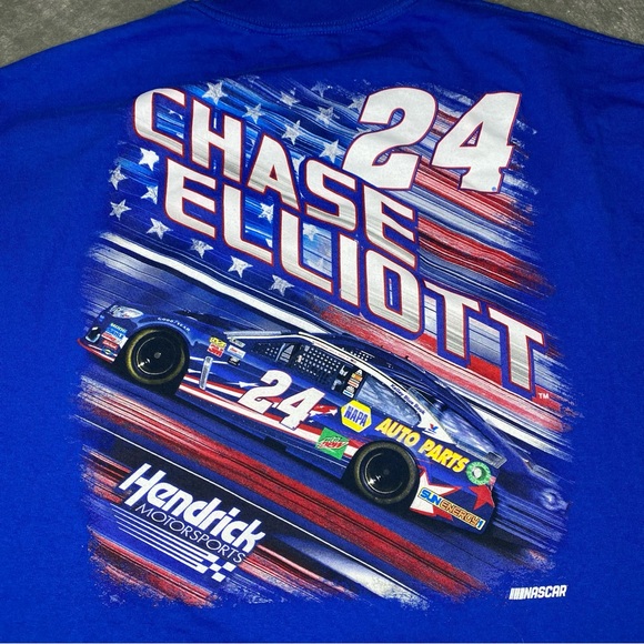 Chase Elliott T-Shirt Men’s XL NASCAR Racing 24 Hendrick Motorsports SS Crew - Picture 9 of 10